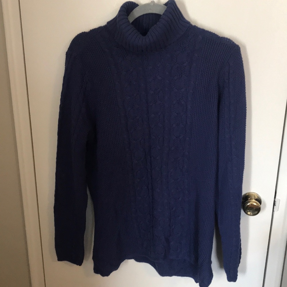 Jeanne Pierre blue cable-knit sweater